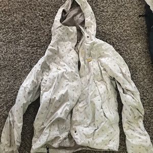 Ski or snowboarding coat